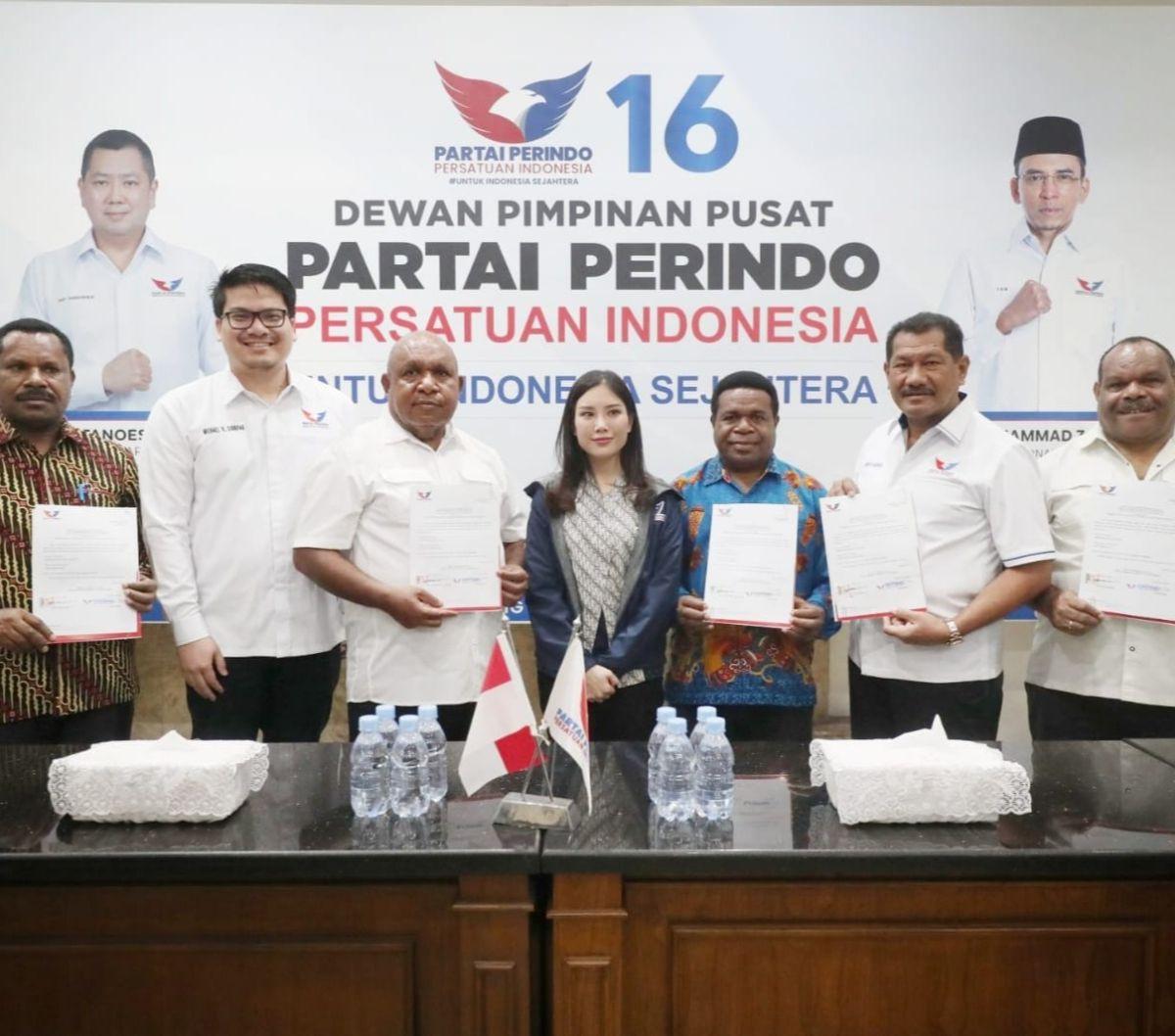 Partai Perindo resmi mendukung pasangan calon gubernur dan wakil gubernur (cagub-cawagub) Papua Pegunungan, Befa Yigibalom dan Natan Pahabol di Pilkada 2024. Foto: Istimewa<br>