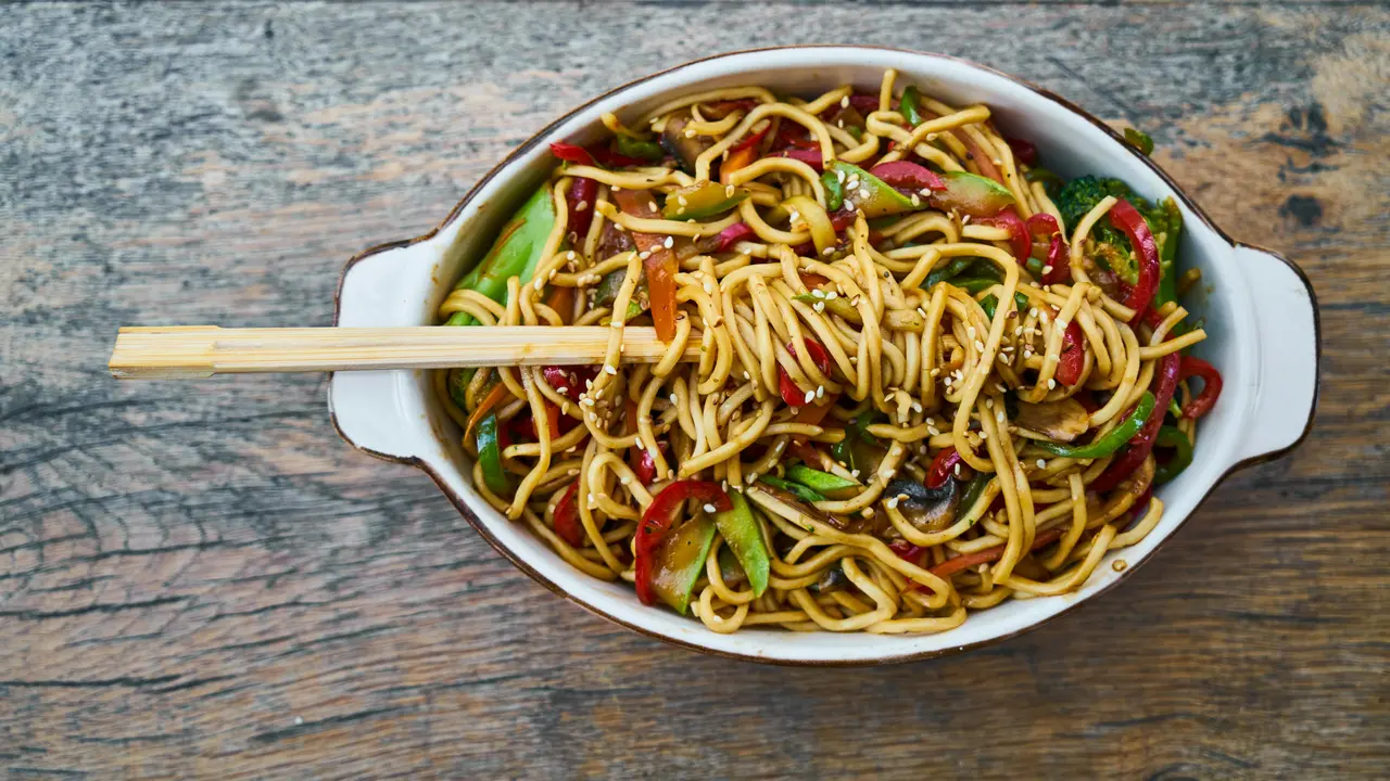 Resep Mie Szechuan yang Kaya Rempah dan Pedasnya Nampol