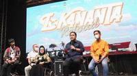 Menteri BUMN Erick Thohir membawa para musikus ke studio rekaman pertama di Indonsia, Lokananta. Dia memang sejak lama ingin menghidupkan kembali studio tersebut.