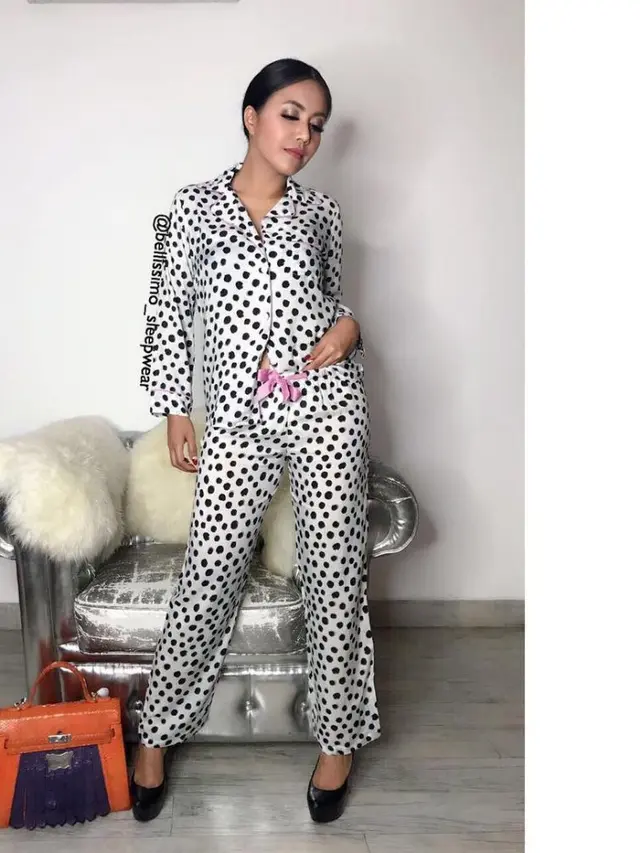 [Bintang] Kece Kekinian! Begini Tampilan 5 Seleb Pakai Piyama yang Stylish