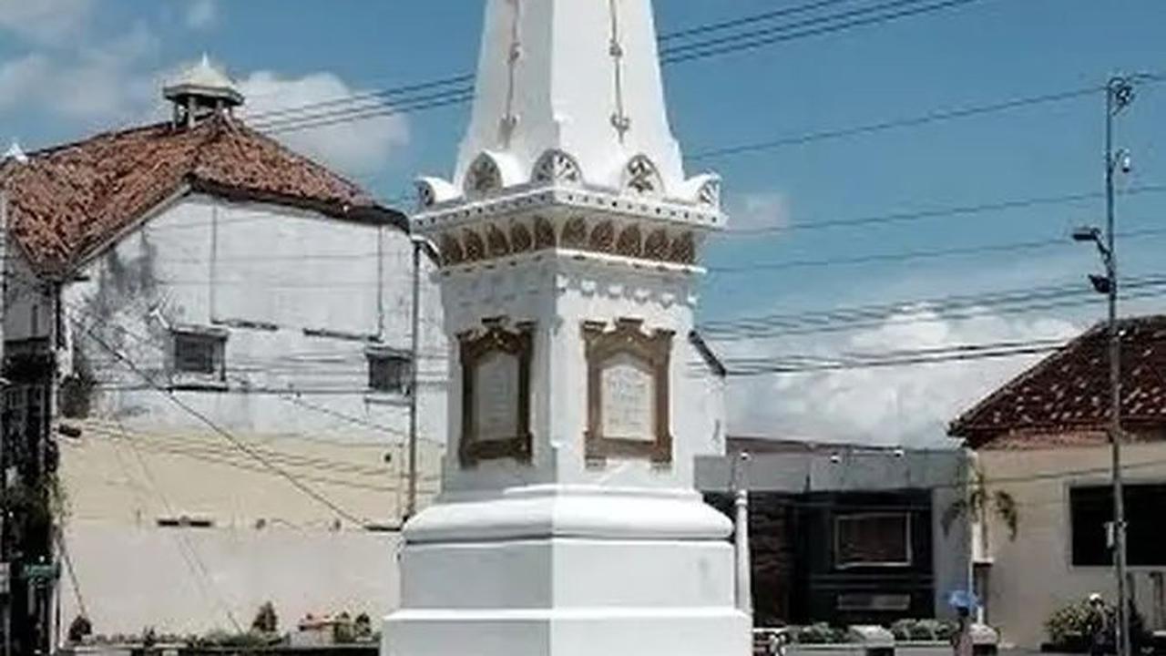2. Yogyakarta: Wisata Budaya dan Sejarah