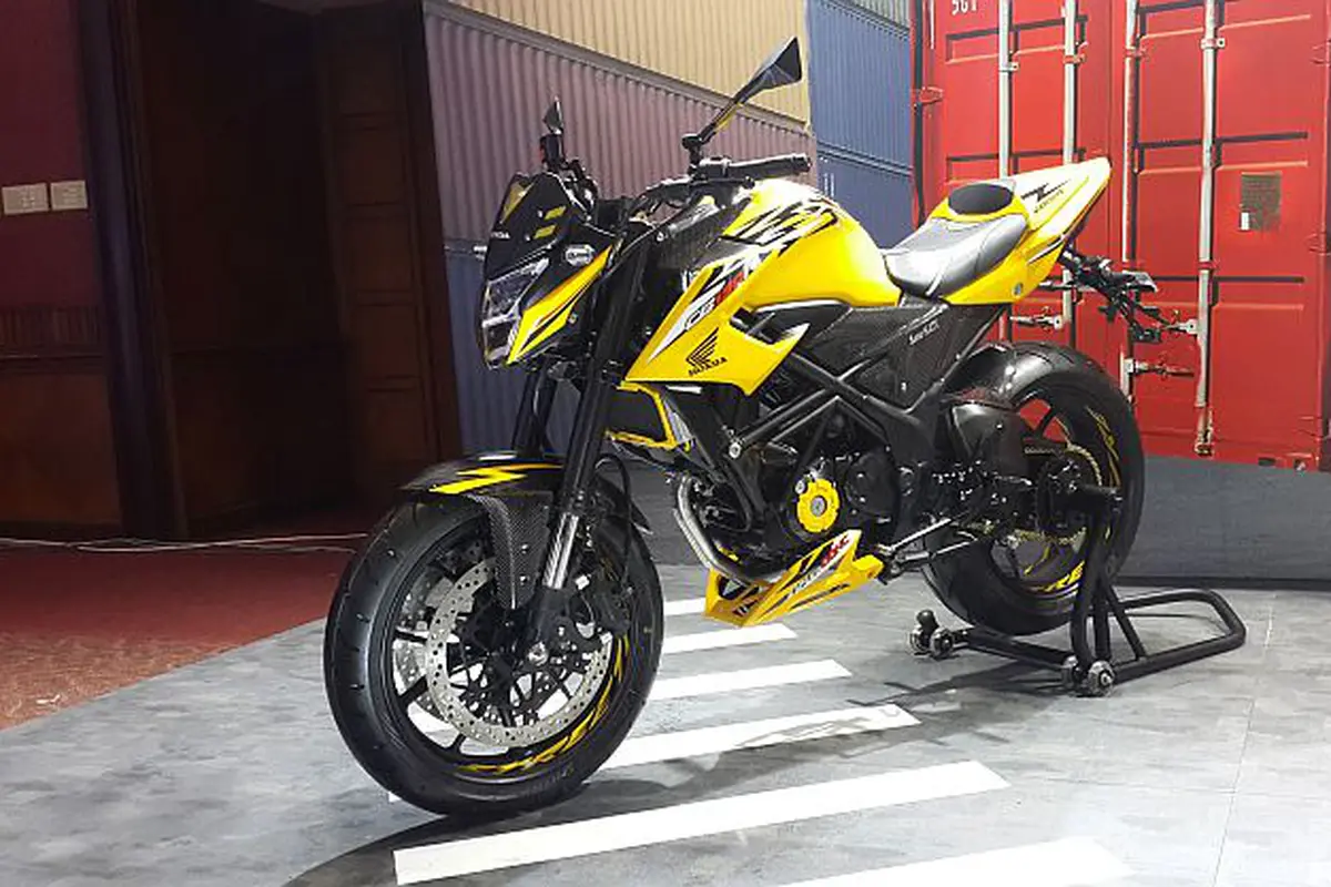 Kekar dan Galak ala All New Honda CB150R Urban Fighter