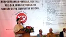 Pengamat militer dan Intelejen, Dr Susaningtyas Nevo Handayani Kertopati memberikan kata pembuka diskusi usai menerima penghargaan Bhinneka Tunggal Ika Award 2017 di Jakarta, Senin (22/5). (Liputan6.com/Helmi Fithriansyah)