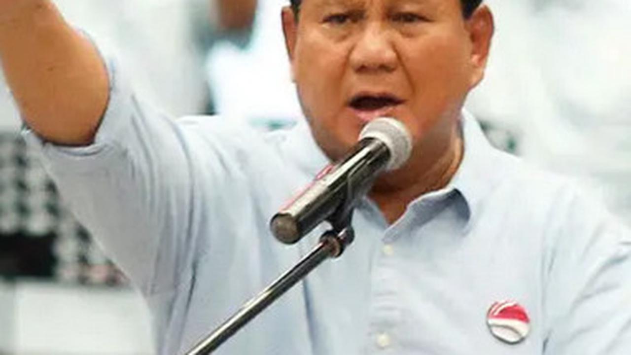 Prabowo soal Makan Siang Gratis Dikritik: Selalu Berpikir Negatif, Tak Mau Terbaik untuk Bangsa Sendiri