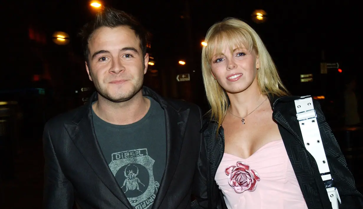 Mantan personel Westlife, Shane Filan (kiri) pernah diketahui berjualan kopi dan crepes saat mengalami masalah finansial. (AFP Photo)