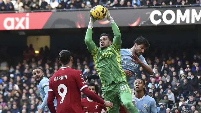 Foto: Gol ke-50 Erling Haaland Tak Mampu Bawa Kemenangan Man City atas Liverpool di Pekan ke-13 Liga Inggris 2023 / 2024