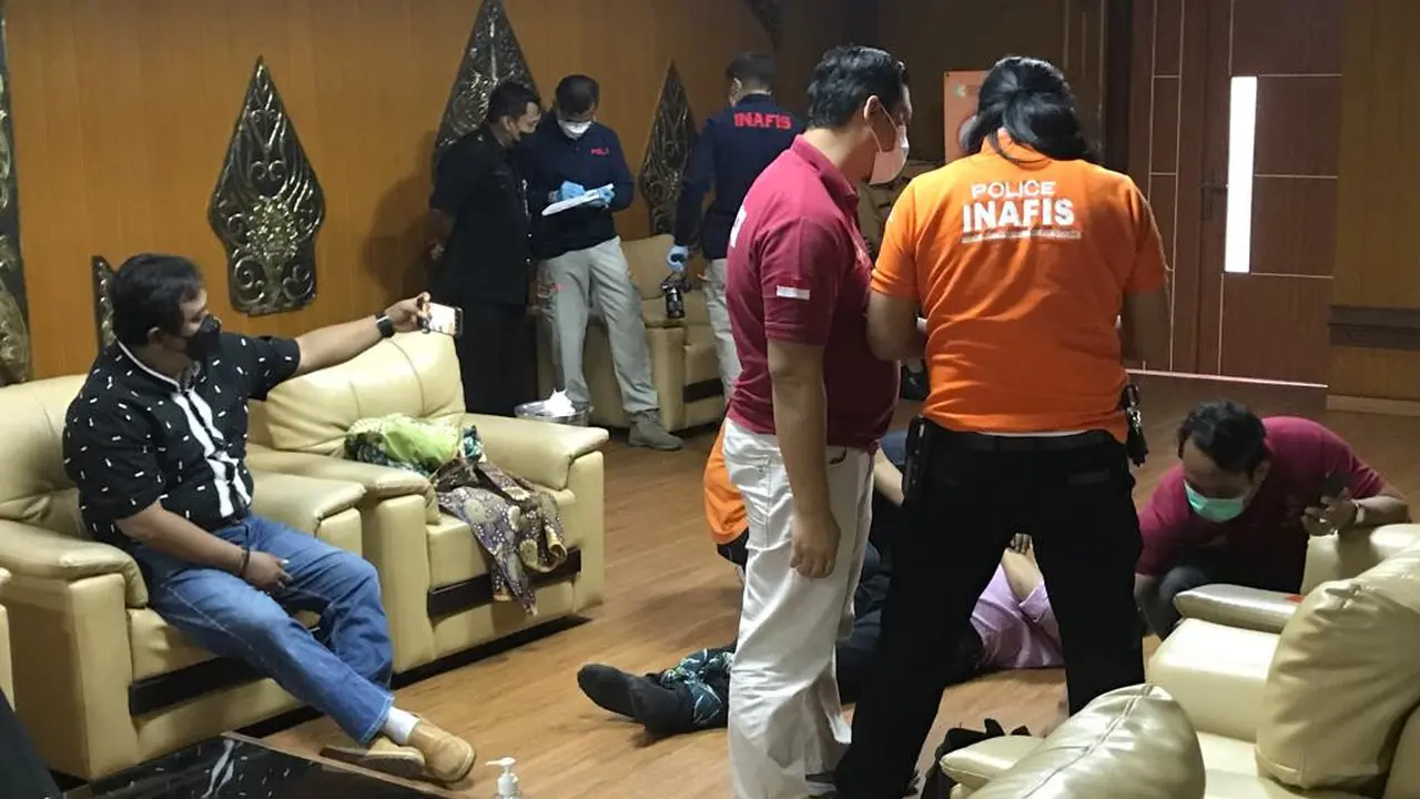 Suasana Pengindefikasian Jenasah korban