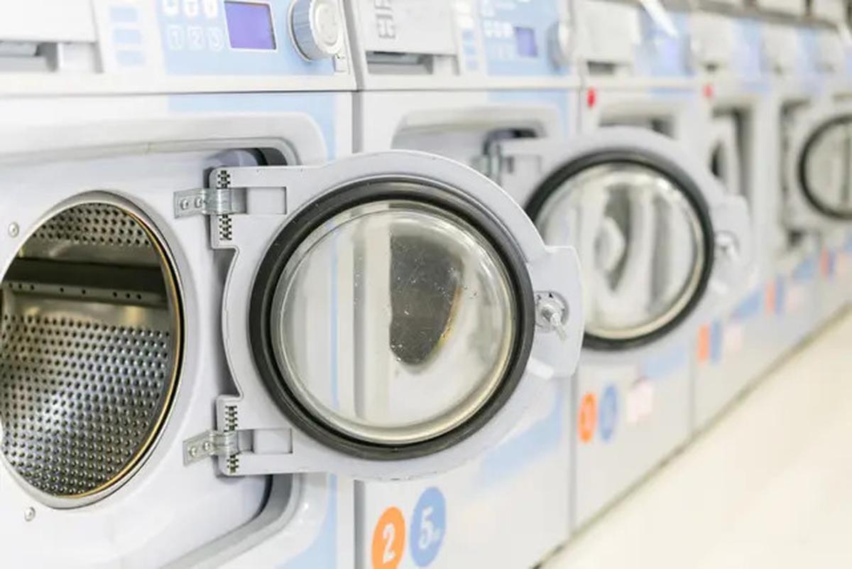5 Tips Memakai Pewangi Laundry Agar Pakaian Wangi Sepanjang Hari