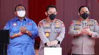 Kapolri Jenderal Listyo Sigit Prabowo secara resmi membuka lomba orasi di Tugu Proklamasi, Jakarta, Jumat (10/12).