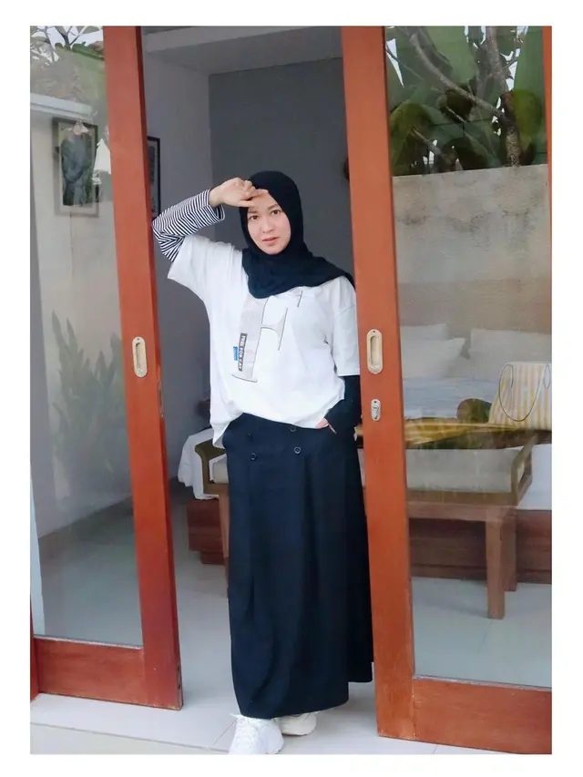 [Fimela] Penampilan awet muda Okie Agustina