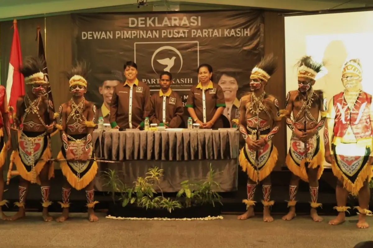 Sekelompok anak muda Indonesia asal Papua mendeklarasikan mendirikan partai nasional yang diberi nama Partai Kasih pada Minggu 23 Juni 2024 di Jakarta.