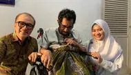 Tantowi Yahya dan Ikke Nurjanah menjenguk pedangdut legendaris Hamdan ATT. (Dok. IST)