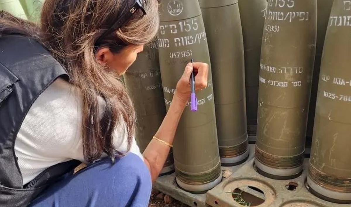 "'Habisi Mereka'. Ini yang ditulis kawan saya mantan duta besar Nikki Haley," kata Danon dalam unggahannya di X.
