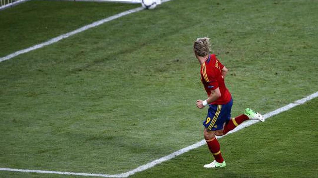 Bantai Italia, Spanyol pertahankan juara Eropa