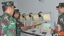 Citizen6, Surabaya: Dankobangdikal Laksda TNI Djoko Teguh Wahojo melaksanakan Sidak sekaligus Safari Ramadhan di Puslatlekdalsen Kesatrian Bumimoro, Surabaya, Kamis (2/8). (Pengirim: Penkobangdikal).
