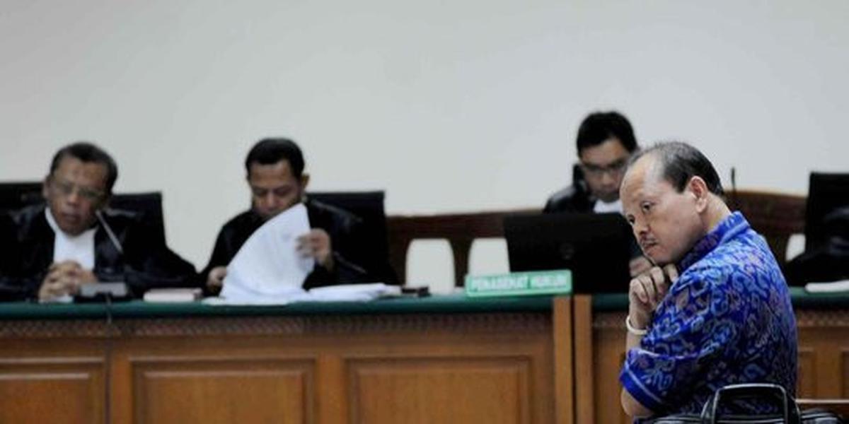 Jangankan dihukum 11 tahun, ditembak mati siap!