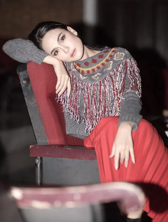 (Instagram/lunamaya)