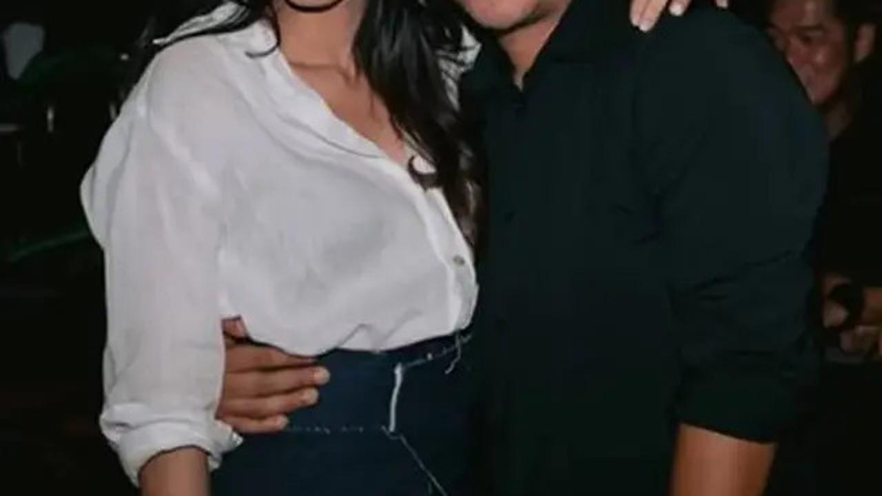 Potret Medina Dina bareng Gading Marten, Dikabarkan Dapat Restu dari Roy Marten