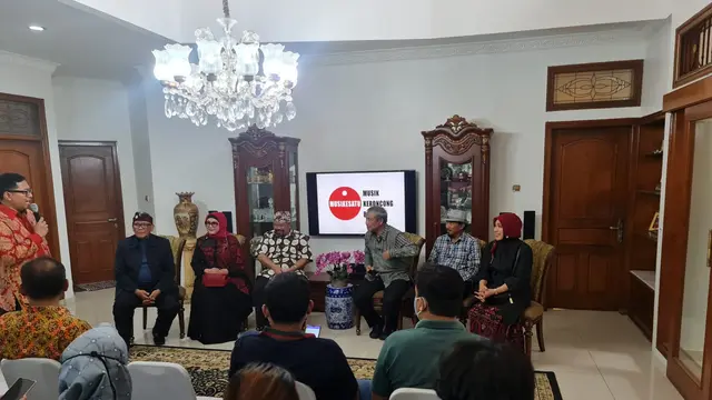 Yayasan Musikesatu (Musik Keroncong Bersatu) menggelar acara Halal Bihalal di kawasan Cinere Depok, Minggu (5/6/2022)
