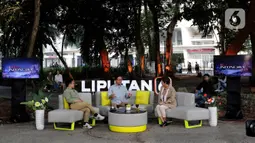 Perbincangan berlangsung hangat dan dilakukan di kawasan taman. (Liputan6.com/Helmi Fithriansyah)