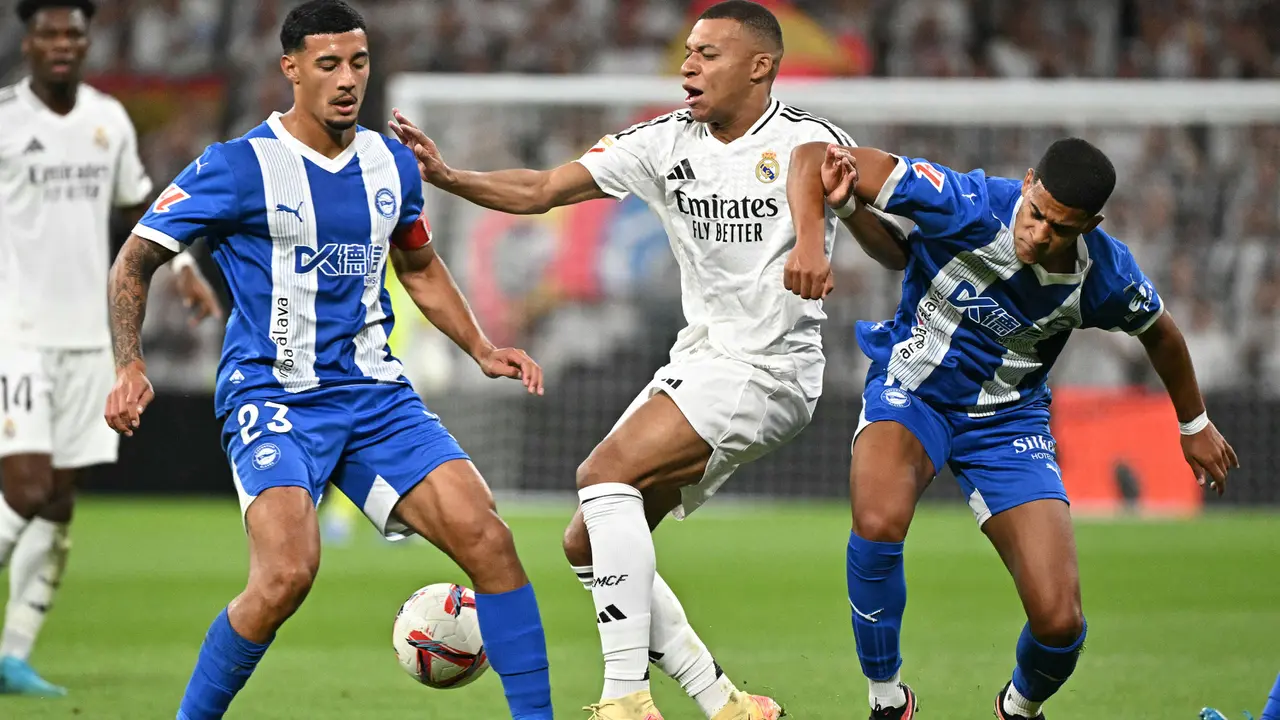 Drama Lima Gol, Real Madrid Bungkam Alaves