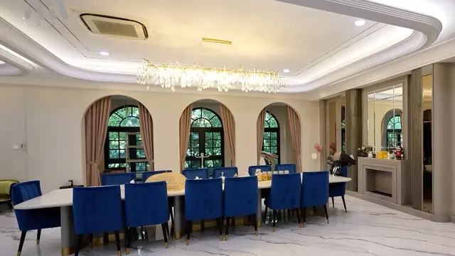 Desain Rumah Mewah Sarwendah, Rumah Megah dengan Detail Elegan dan Ruang Fungsional