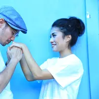 Setelah resmi melamar sepupu Raffi Ahmad, presenter Tarra Budiman tengah disibukkan dengan persiapan jelang hari bahagianya. Tarra bersyukut persiapannya berjalan lancar. (Adrian Putra/Bintang.com)