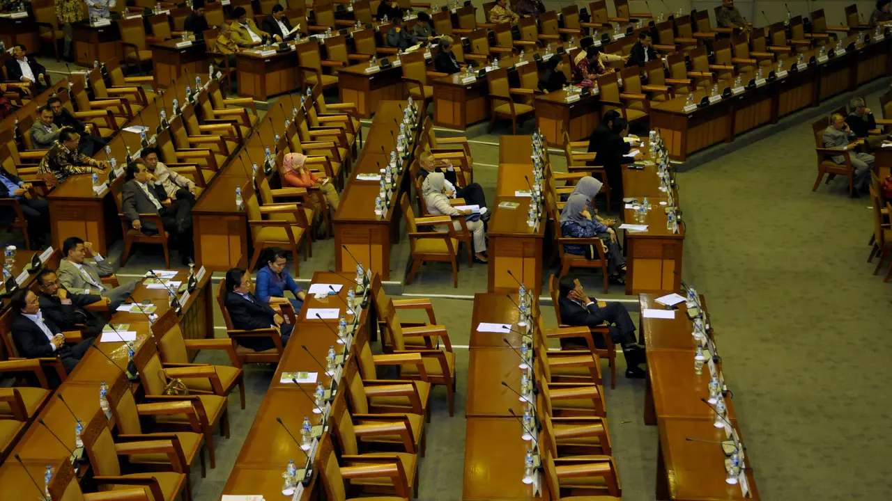 [FOTO] Bangku Kosong, Anggota Dewan Mangkir Rapat