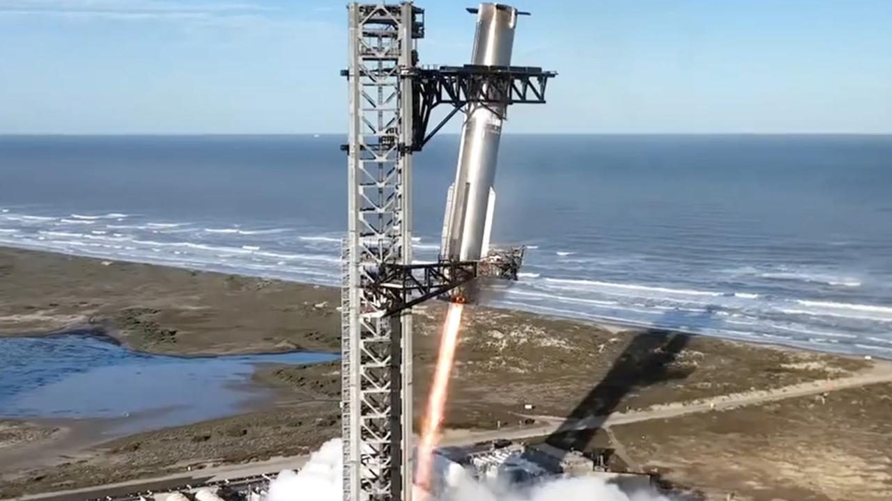 Uji Coba Kedua SpaceX Tangkap Roket Starship Berhasil