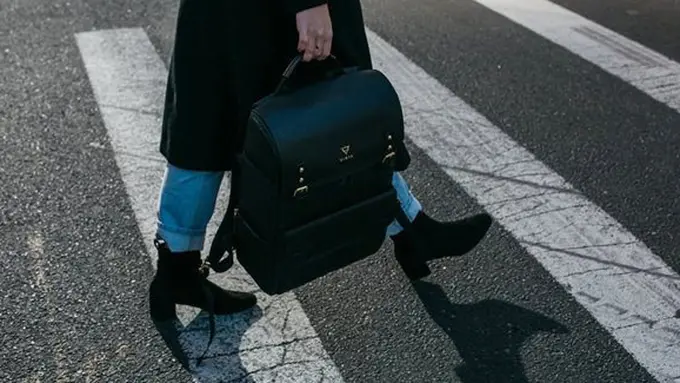 Lebih banyak berdiri turunkan berat badan/copyright Pexels.com