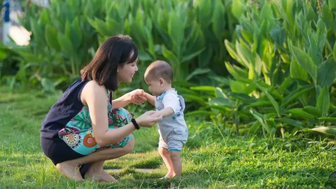 Ibu bekerja/Copyright Shutterstock