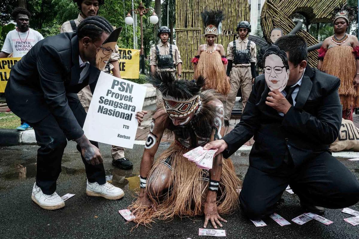 Aksi Greenpeace Soroti Dampak Proyek Tebu di Merauke