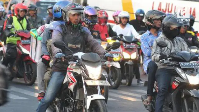 Masyarakat yang hendak mengadu nasib ke Jakarta harus memiliki keahlian tertentu dan sanggup bersaing.