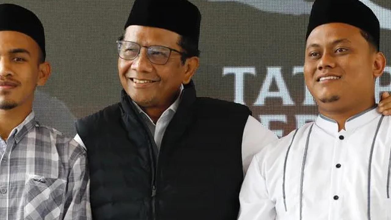 Di Hadapan Civitas Universitas Budhi Dharma, Menko Mahfud Ingatkan Pilih Pemimpin Terbaik