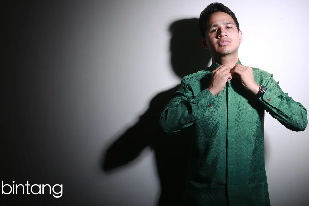 [Bintang] Jovial da Lopez