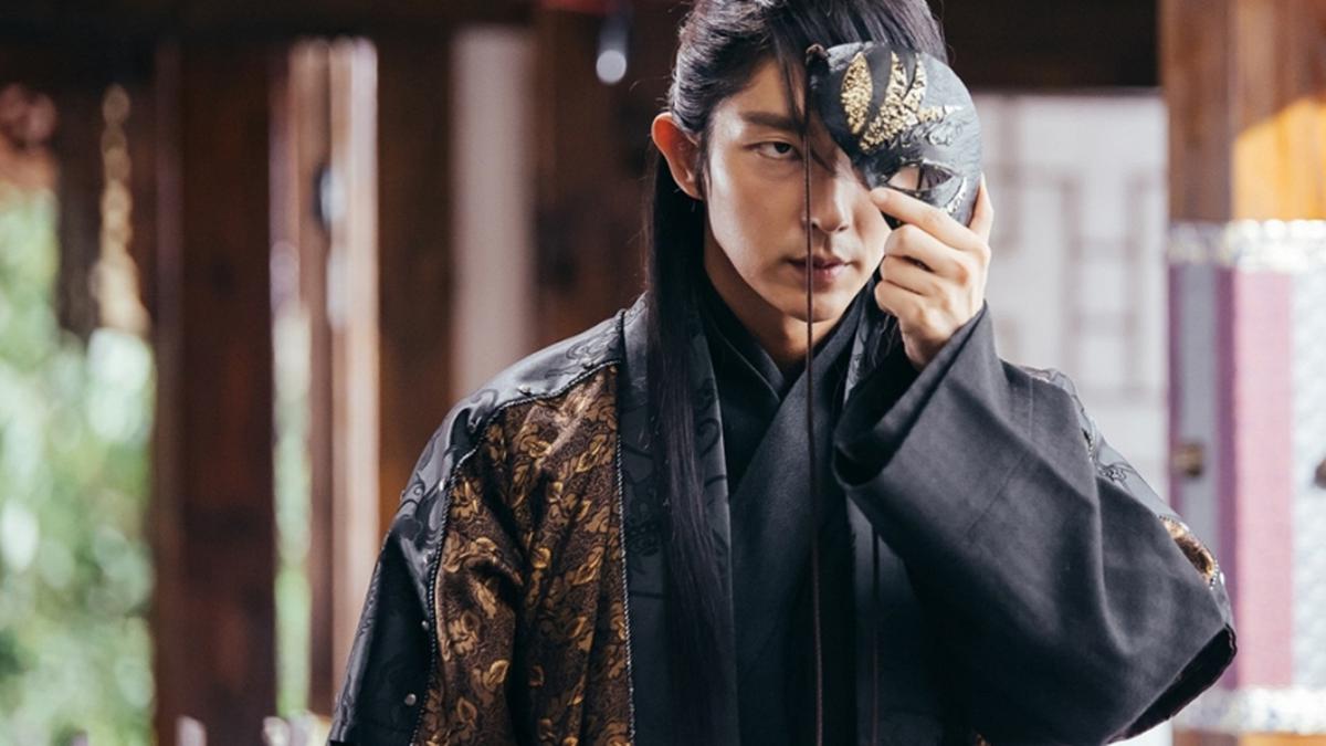 Lee Jun Ki Sempat Ragu dengan Akting IU