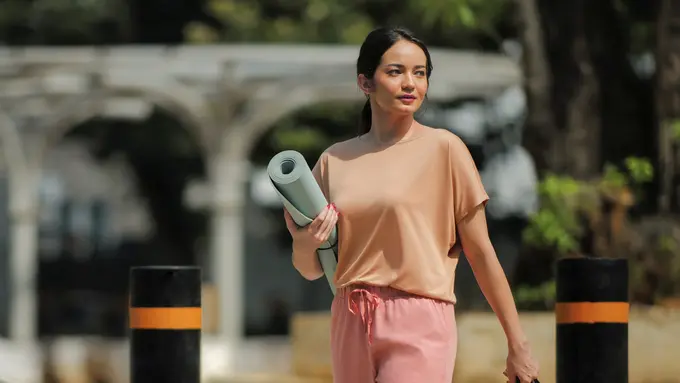 Busana untuk new normal