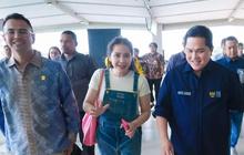 Nagita Slavina Temani Raffi Ahmad Bertemu Menteri Erick Thohir di Bandara Soekarno-Hatta, Outfit Gigi Malah Dikritik Habis Netizen