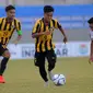 Duel Malaysia vs Brunei di penyisihan Grup B Piala AFF U-19 2018 di Stadion Gelora Joko Samudro, Gresik, Jumat (6/7/2018). (Bola.com/Zaidan Nazarul)