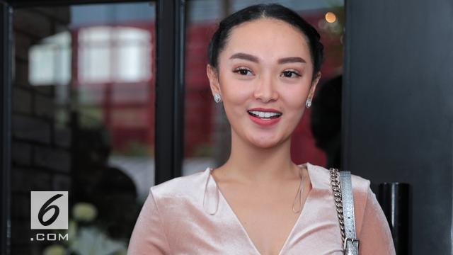 [Bintang] Ingin Cepat Menikah, Seperti Ini Pria Idaman Zaskia Gotik