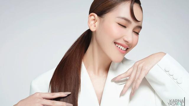Inspirasi Model Rambut Dikuncir ala 8 Artis, Tampil Segar Segala Usia ...