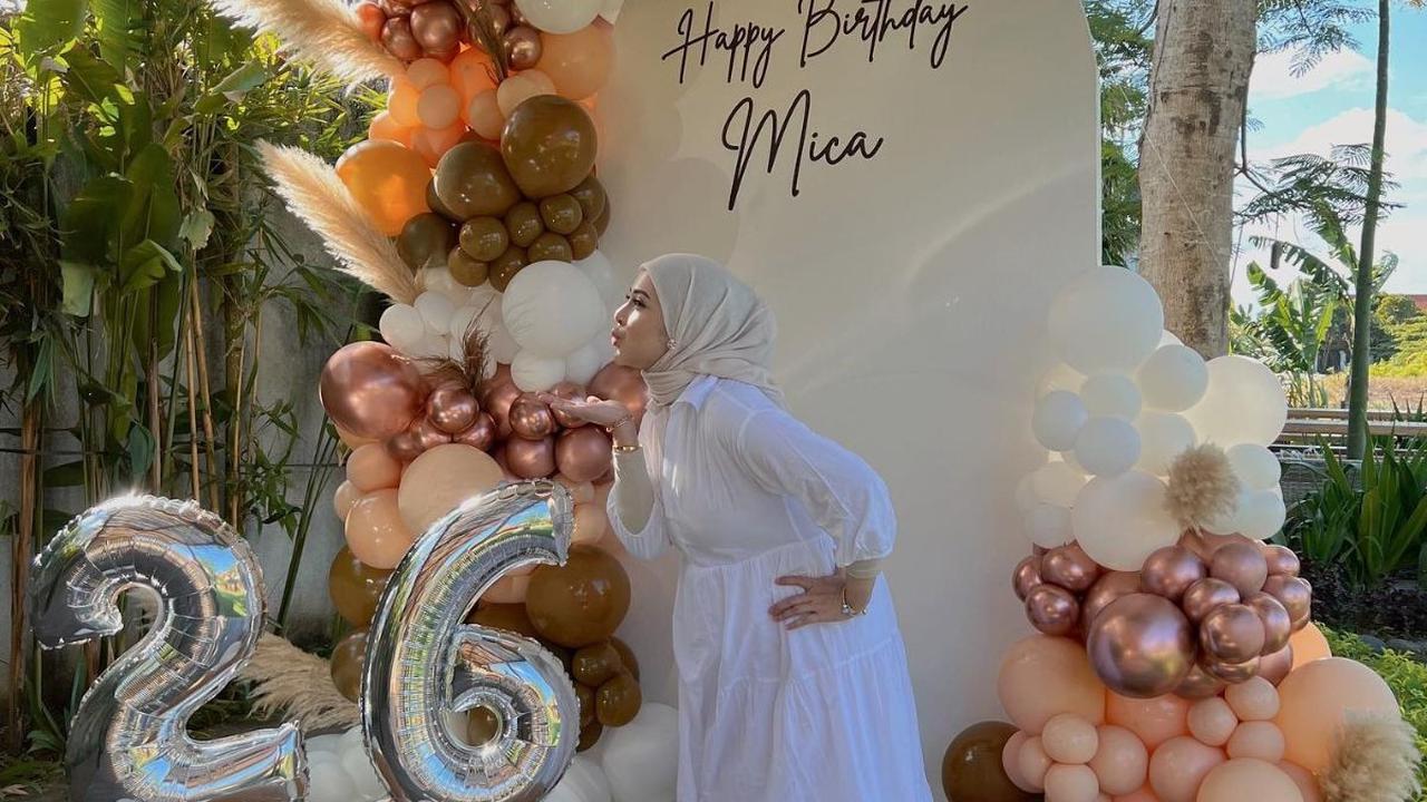 Kesha juga mengungkapkan rasa terima kasihnya kepada suami yang sangat ia cintai melalui postingan di Instagram.<br>