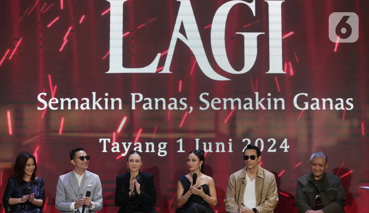 Open BO Lagi disutradarai oleh Monty Tiwa yang juga ikut dalam menulis naskah seriesnya. (Liputan6.com/Helmi Fithriansyah)