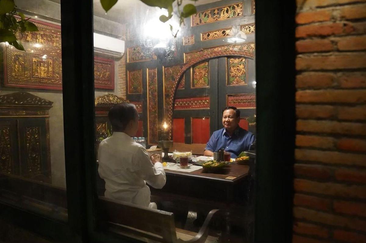 Prabowo bertemu Jokowi di Solo
