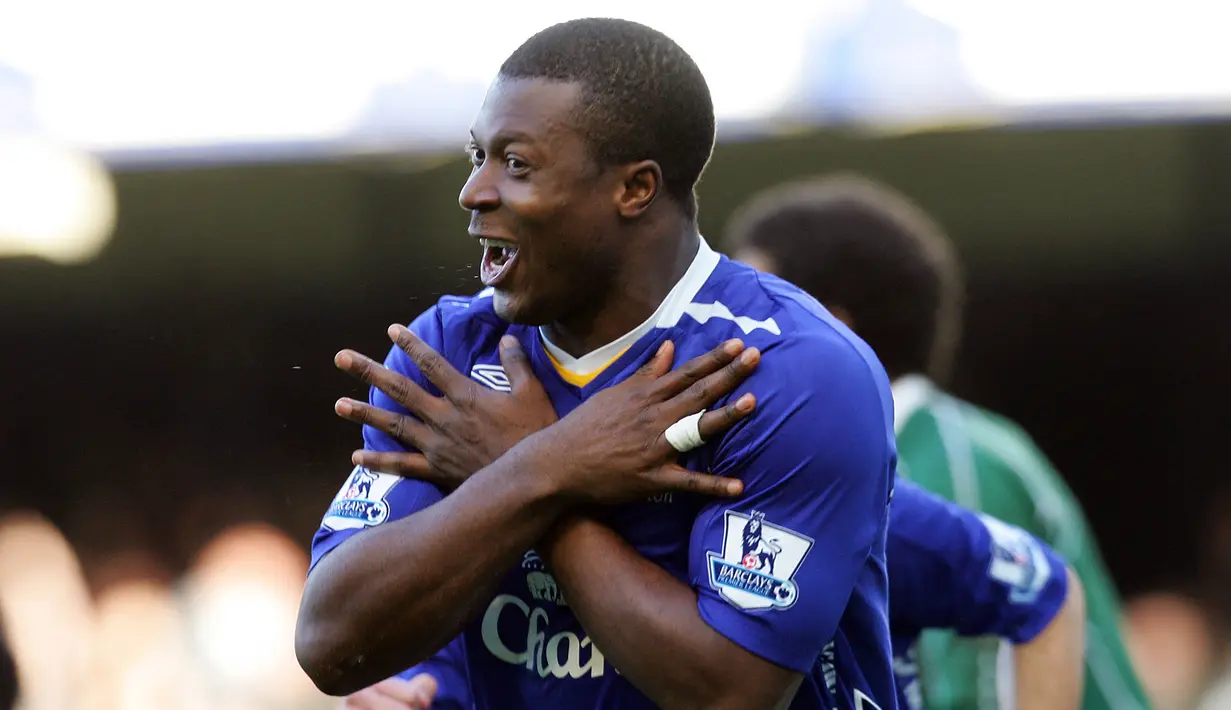 Yakubu Aiyegbeni. Pemain asal Nigeria ini membela 7 klub di Liga Inggris mulai 2002/2003 hingga 2016/2017. Ia mencetak total 96 gol. Empat klub Premier League yang dibelanya adalah Portsmouth, Middlesbrough, Everton dan Blackburn Rovers. Ia pensiun di Coventry City pada 2017. (AFP/Paul Ellis)