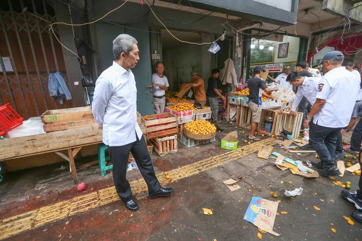 FOTO: Pasca Lebaran,  PKL Ditertibkan di Eks Pasar Bogor
