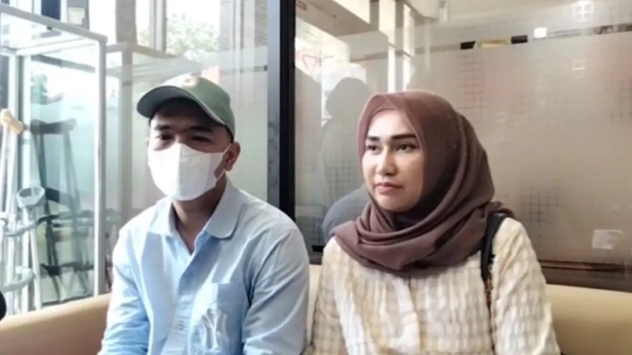 Putra Siregar dan Septia Yetri Opani