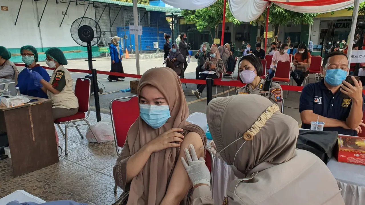 Vaksinasi di Medan