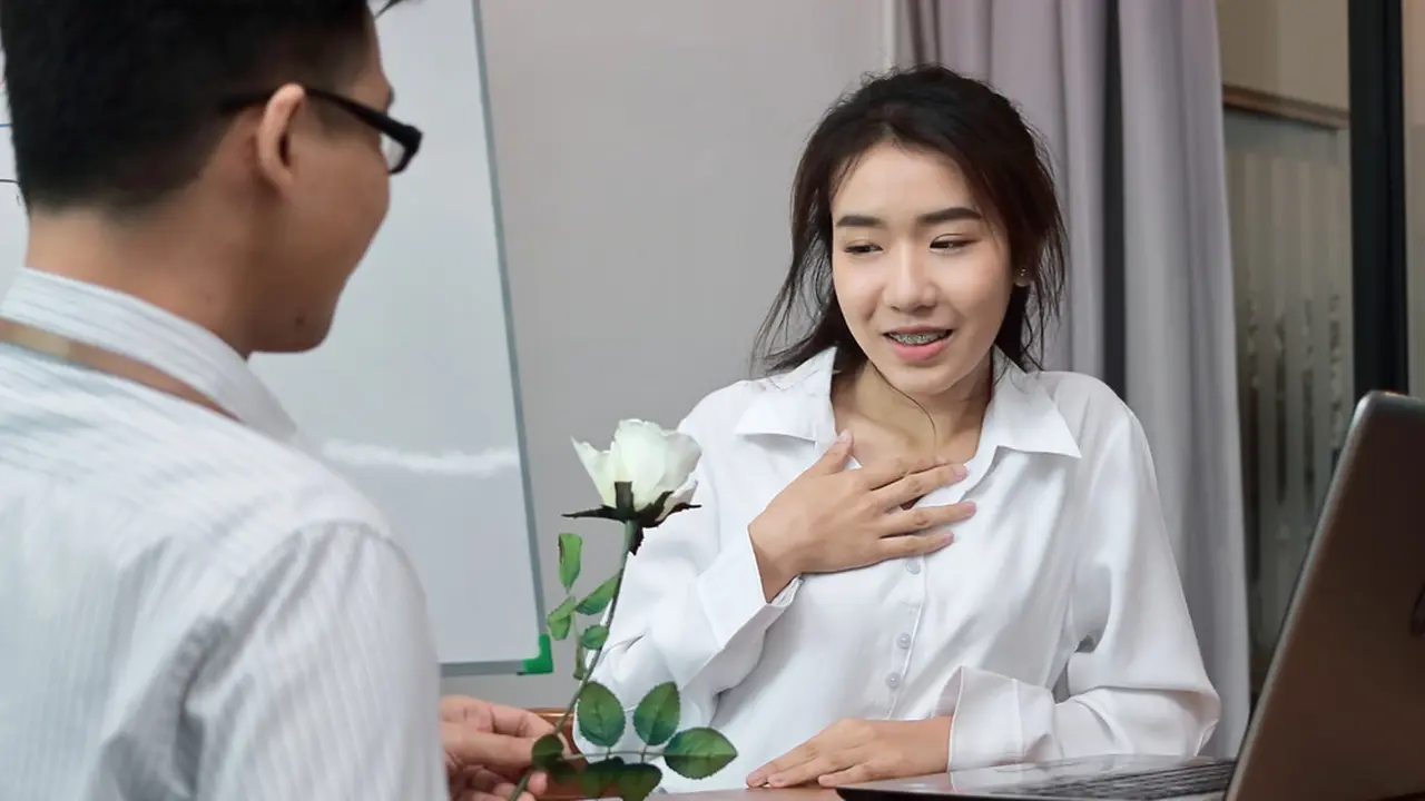 menolak cinta