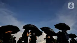 Aktivis Jaringan Solidaritas Korban untuk Keadilan mendesak pemberhentian penulisan ulang sejarah karena berpotensi mengaburkan fakta, khususnya pelanggaran berat Hak Asasi Manusia (HAM) masa lalu. (Liputan6.com/Angga Yuniar)